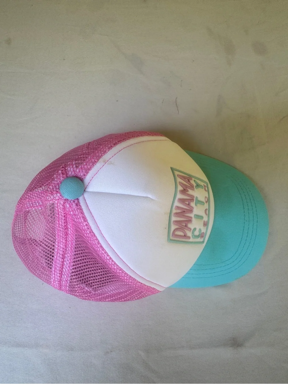 Robin Ruth souvenir Beach Hat wear girls hat vent back 